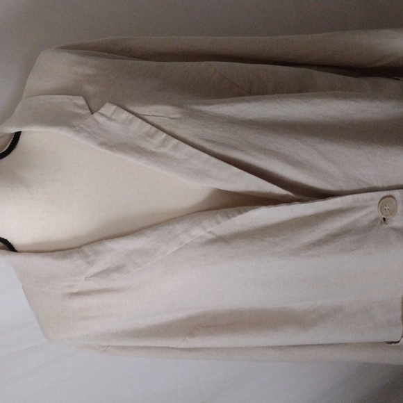 AVENUE WOMEN OVERSIZED DOUBLE BREASTED BLAZER LINEN BLEND - Picture 2 of 11